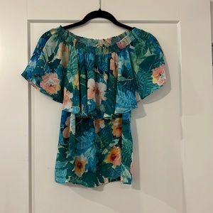 Show me your Mumu Hawaiian Floral shirt size Medium